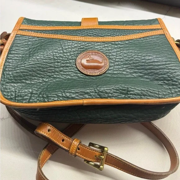 Elegant Green and Tan Leather Women's Bag - Picture 3 of 7
